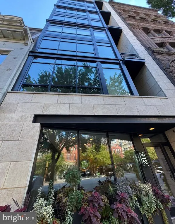 912 F St Nw #703, WASHINGTON