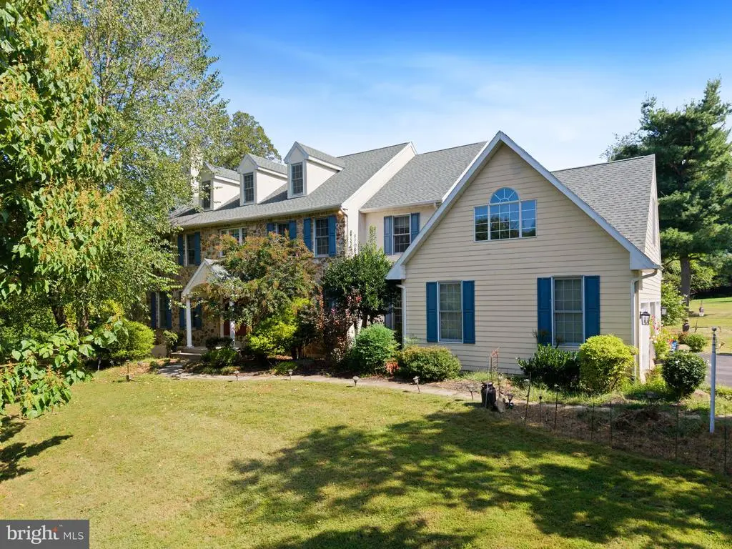 101 Bellefair Ln, WEST CHESTER