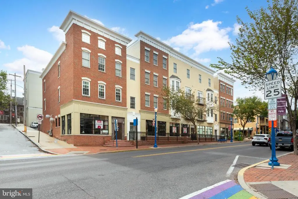 134 Bridge St #201, PHOENIXVILLE