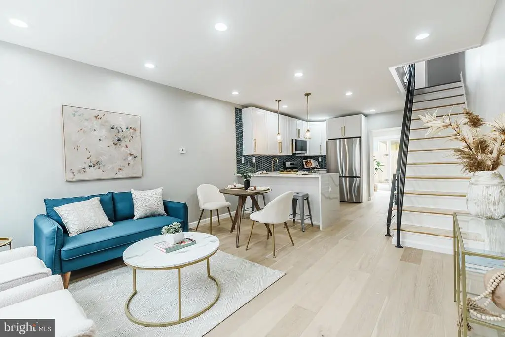 112 Hoffman St, PHILADELPHIA