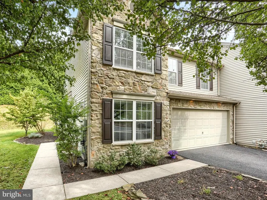 86 Broadwell Ln, Mechanicsburg