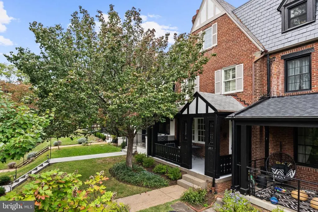 3819 T St Nw, WASHINGTON