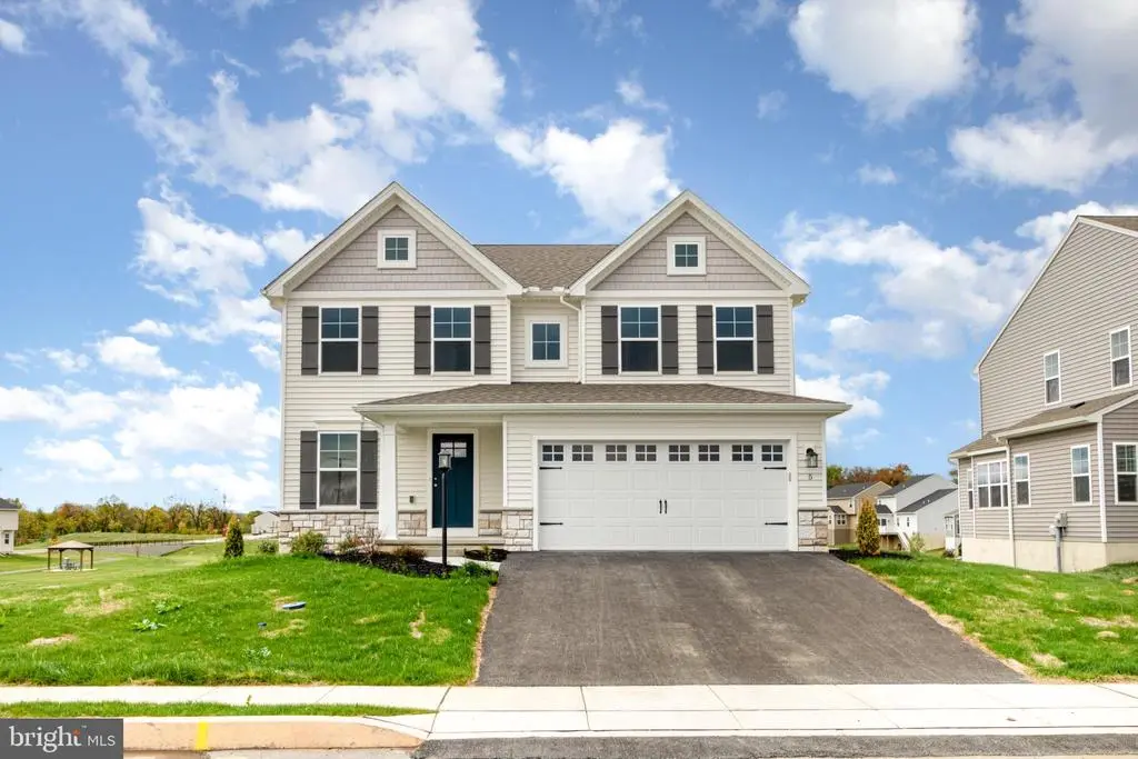 5 Garner Ln, CARLISLE