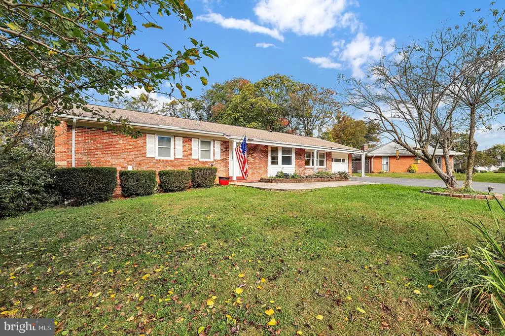 28924 Ridge Rd, Mount Airy