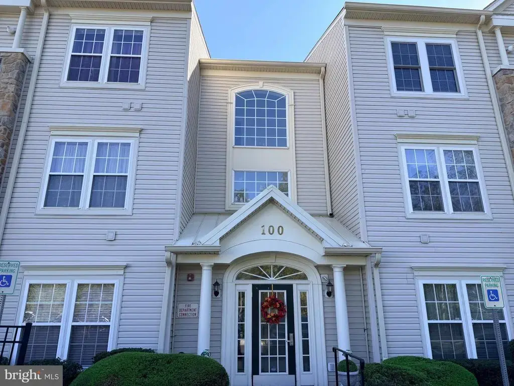 100 Claret Ct #102, WARRINGTON