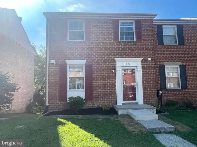 8523 Pine Run Ct, Ellicott City