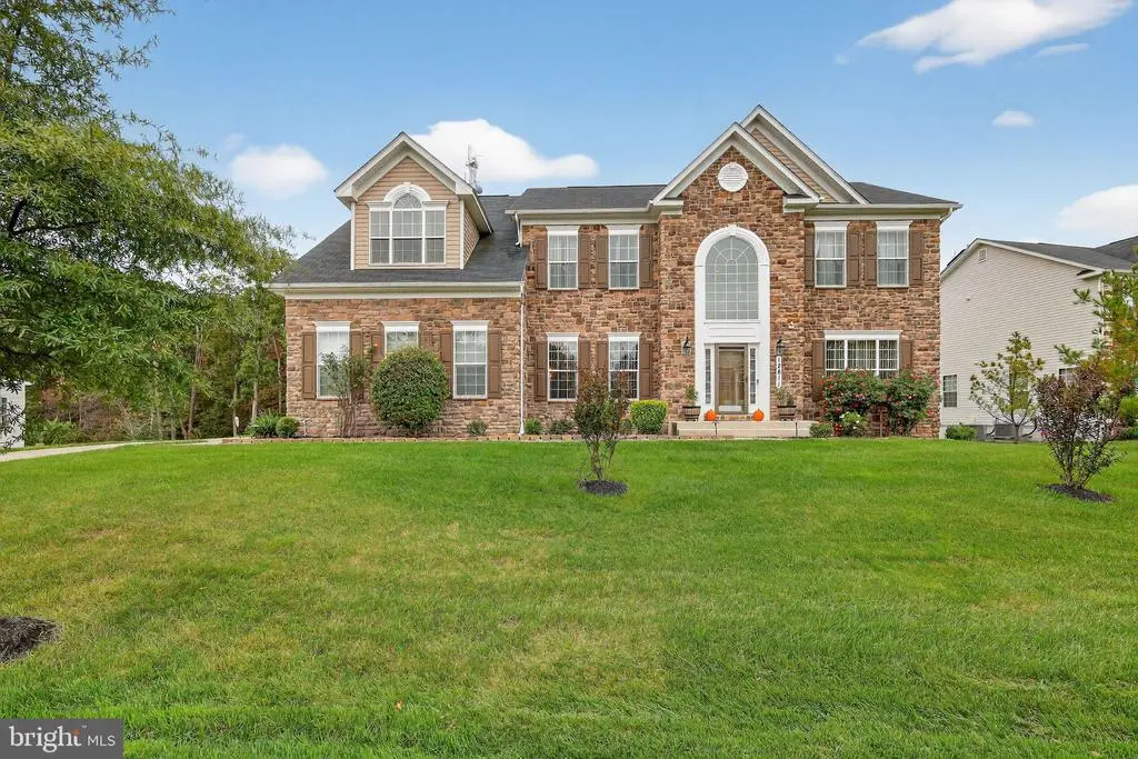 12811 Steam Mill Farm Dr, Brandywine