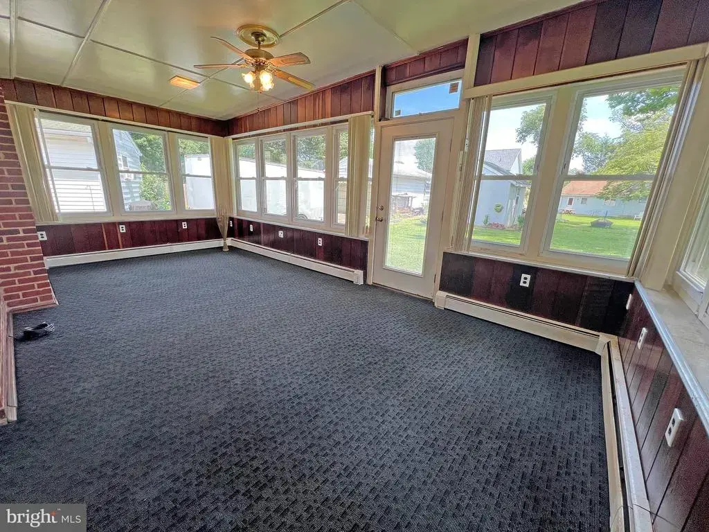56 Farmdale Rd, EARLEVILLE