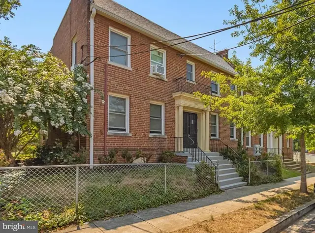 3005 Nelson Pl Se, Washington