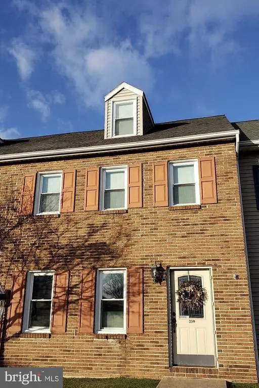 259 Heatherwood Dr, EPHRATA