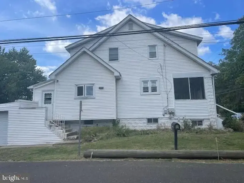 2302 Street Rd, WARRINGTON