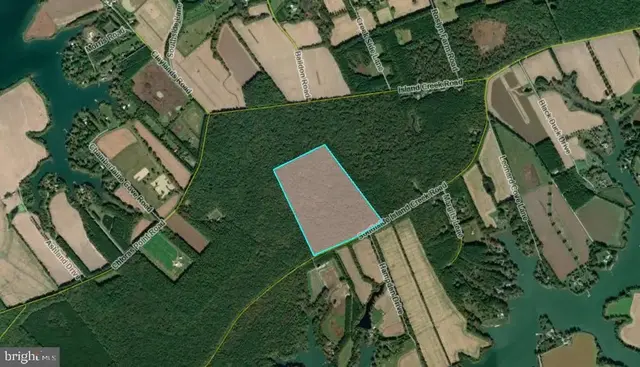 -m54 P56 Southside Island Creek Rd, Trappe