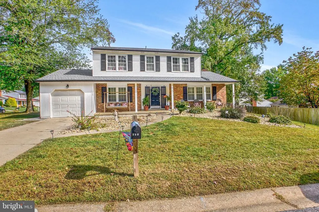 205 E Seneca Dr, Newark