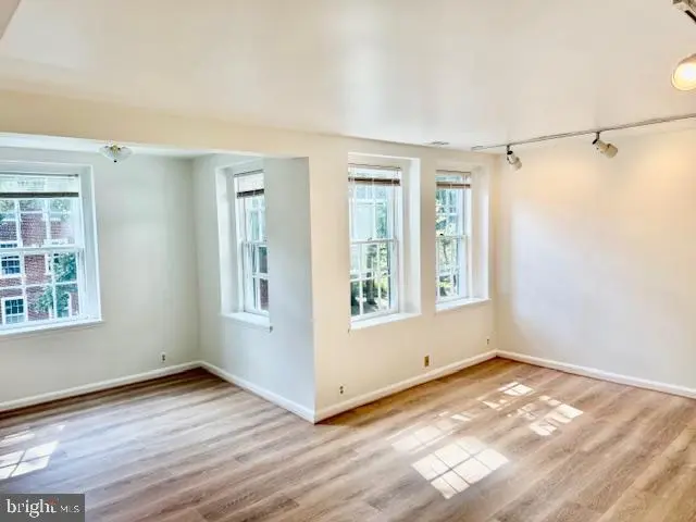 3440 39th St Nw #d694, WASHINGTON