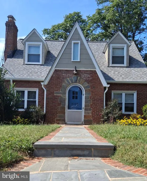 8102 Garland Ave, Takoma Park