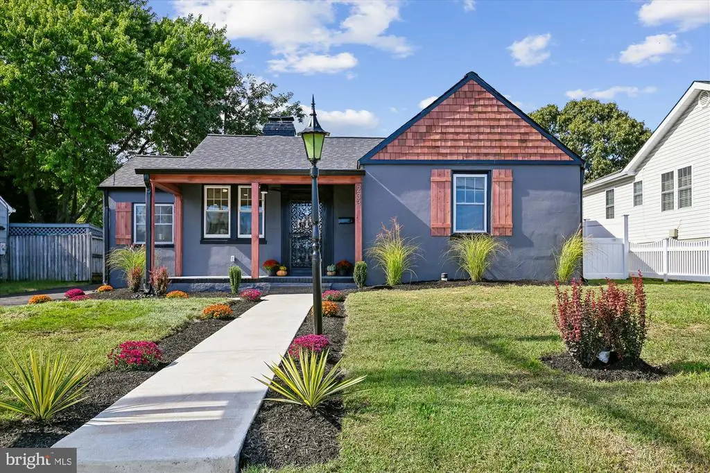 233 Farragut Rd, Annapolis