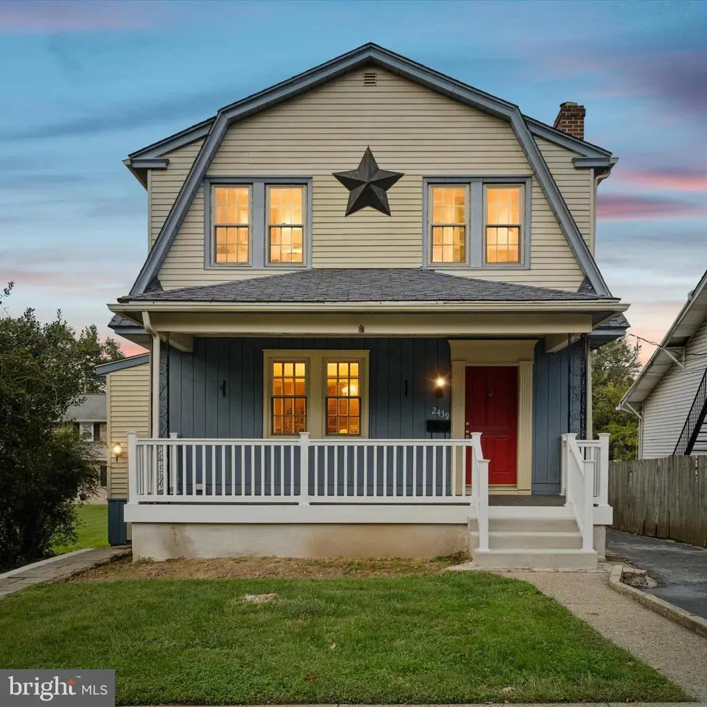 2439 Susquehanna Rd, ABINGTON