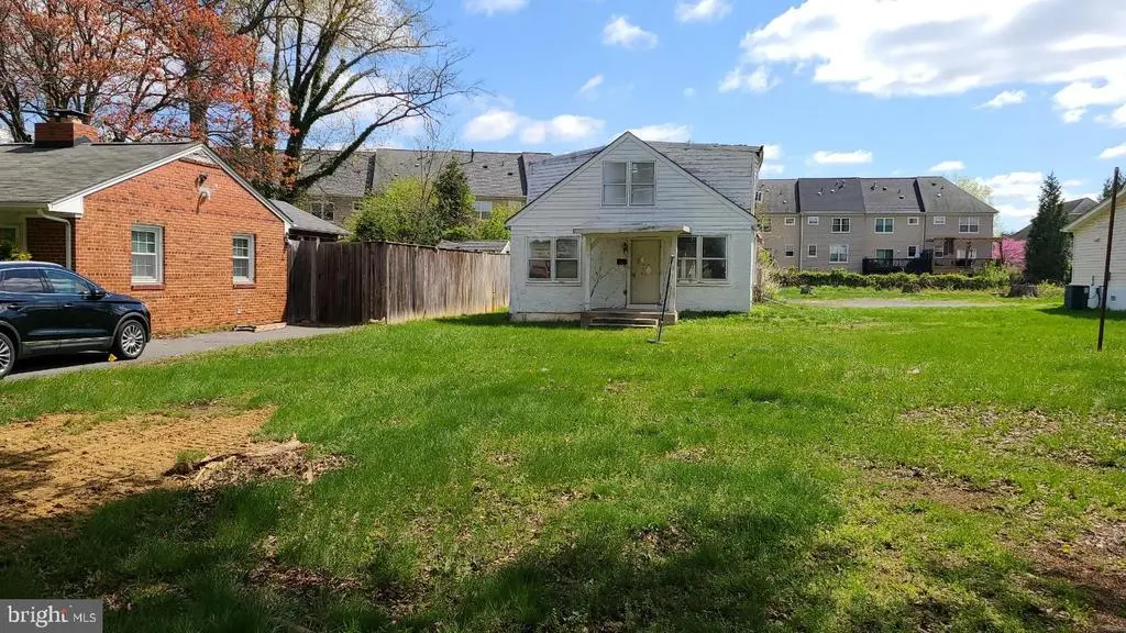 809 Westmore Ave, ROCKVILLE