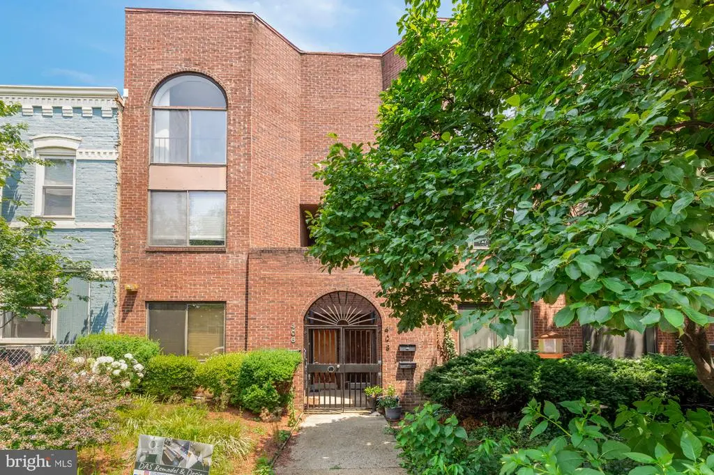 406 15th St Se, WASHINGTON