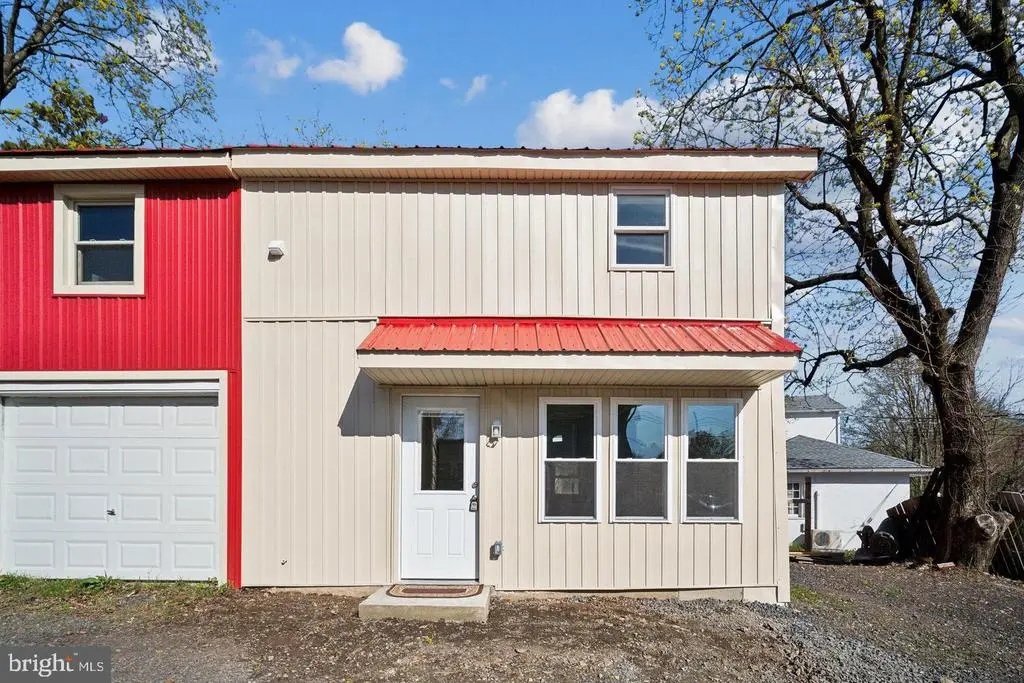 27 E Butler Ave #b, CHALFONT