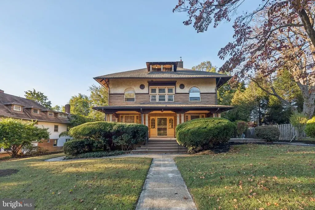 5939 Drexel Rd, PHILADELPHIA