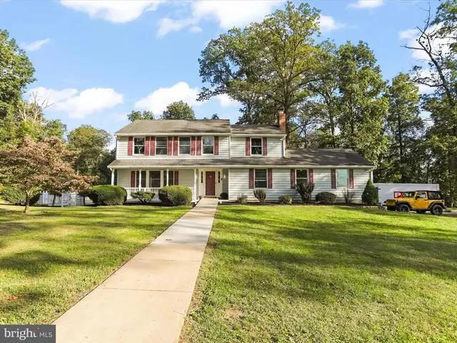 2214 Albert Rill Rd, Hampstead