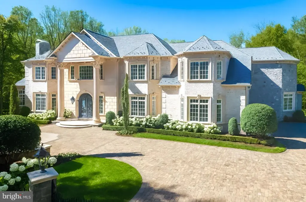 1174 Old Tolson Mill Rd, MCLEAN