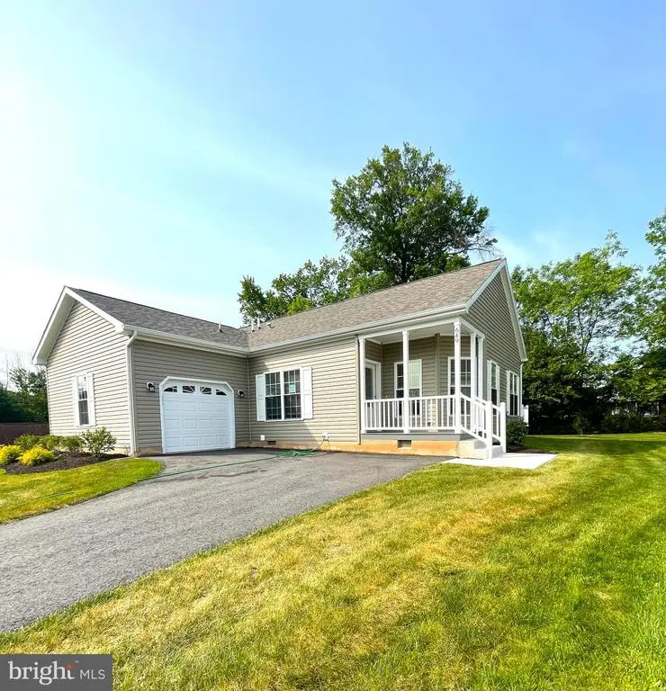 649 Blue Bell Springs Dr, BLUE BELL