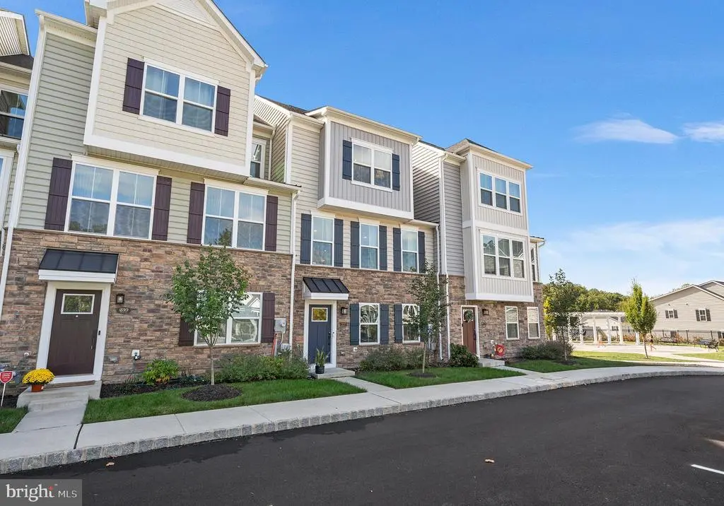 237 W Harvey Ln, MEDIA