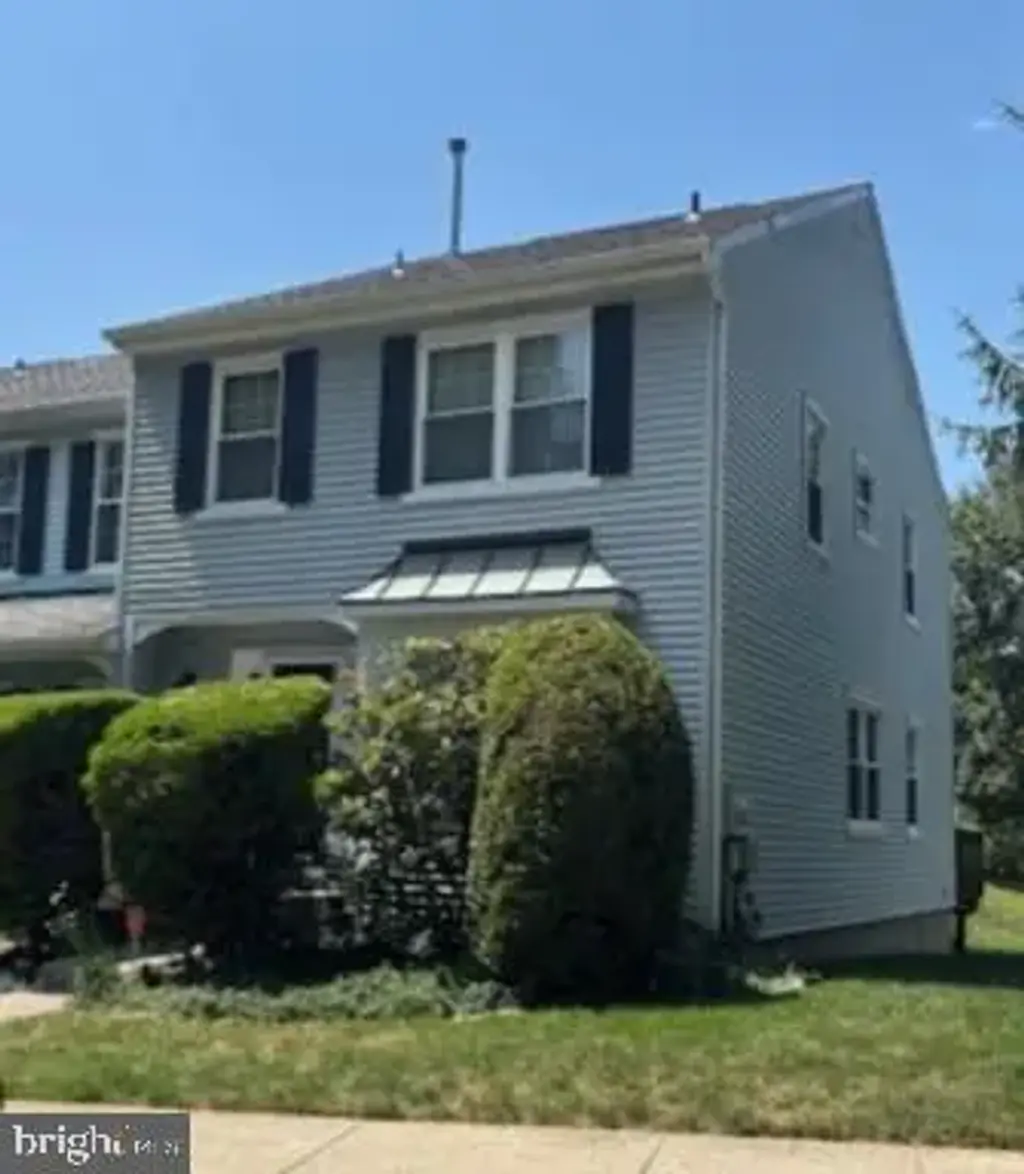 61 Liberty Dr, LANGHORNE