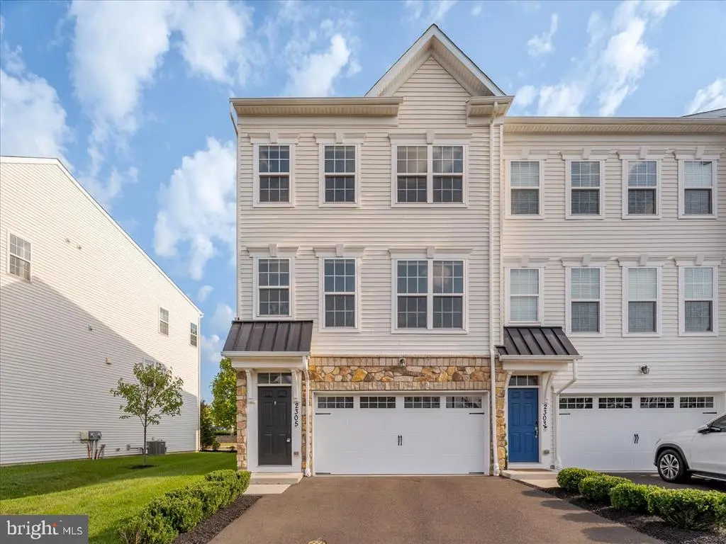 2305 Macis Cir, WARRINGTON