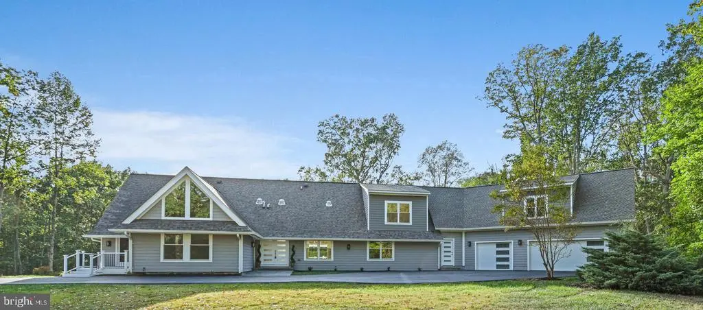 10900 Hunter Station Rd, VIENNA