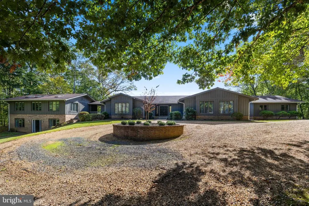 20 Cessna Ln, FREDERICKSBURG