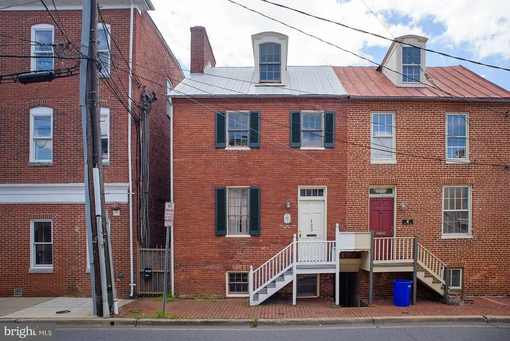 123 Cathedral St #1, Annapolis
