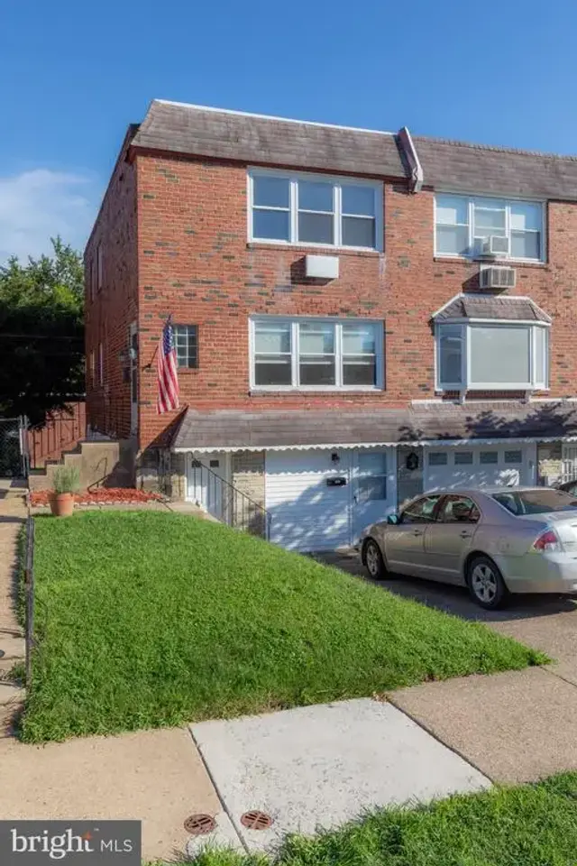 9321 Walker St, Philadelphia