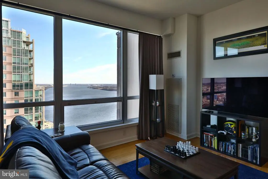 901 N Penn St #p2305, PHILADELPHIA