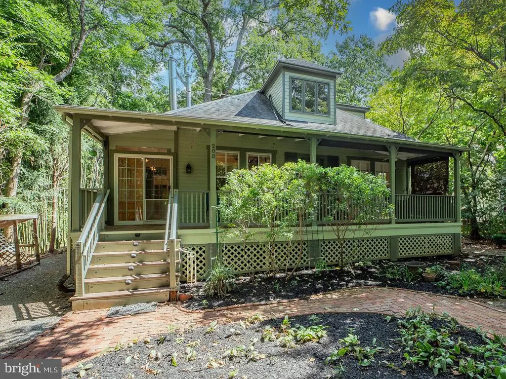 203 Grove Ave, WASHINGTON GROVE