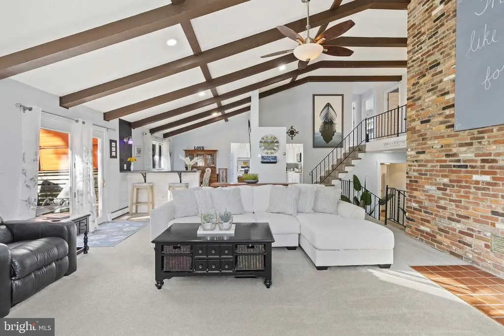 306 Skipper Ln, Chester