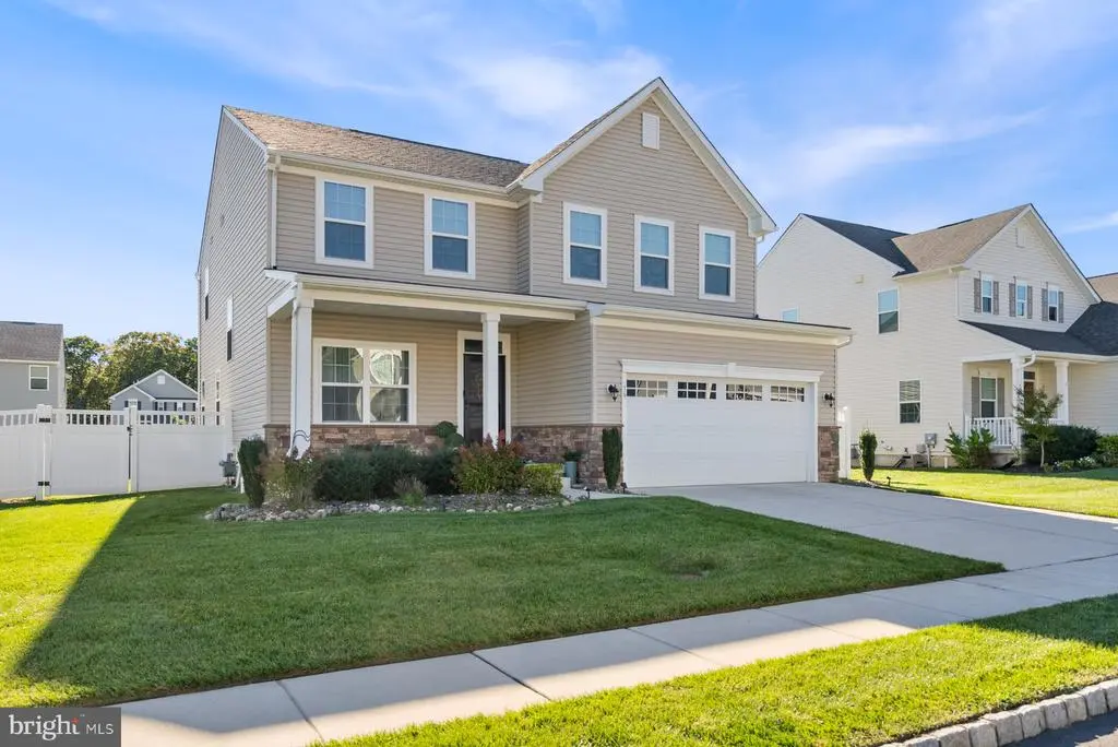 19 Circle Dr, SICKLERVILLE