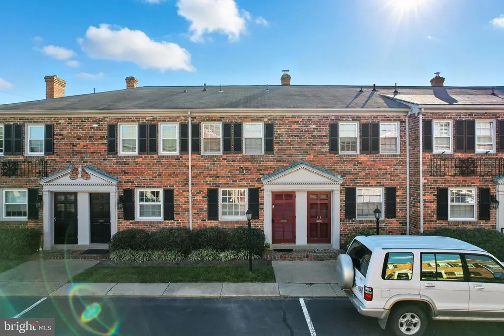 403 N Hamilton St #j, RICHMOND