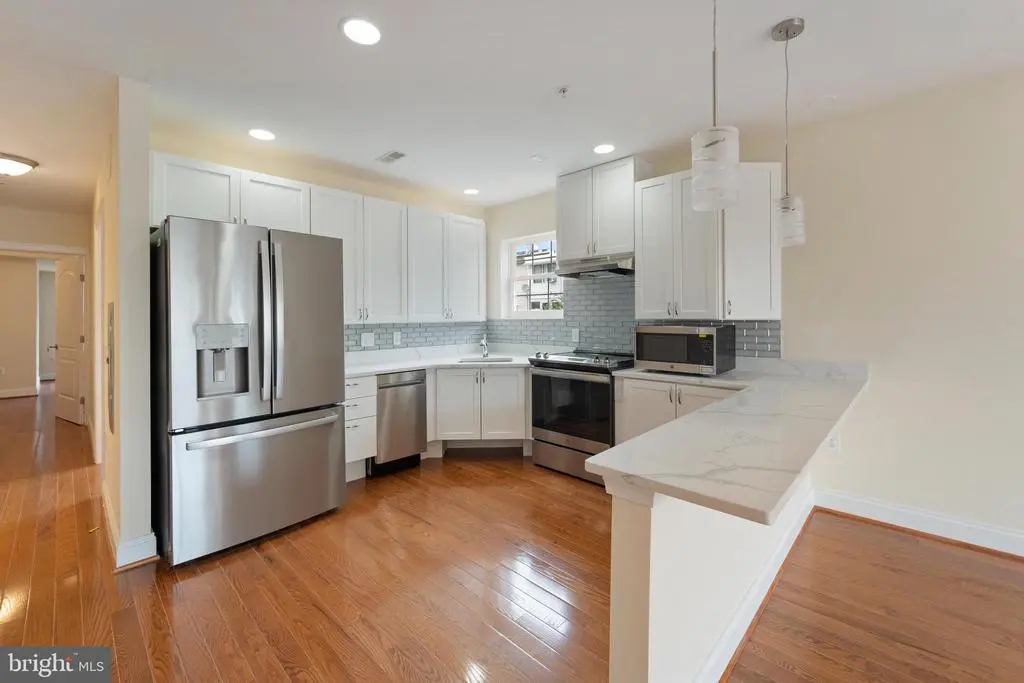 911 Kennedy St Nw #4, WASHINGTON