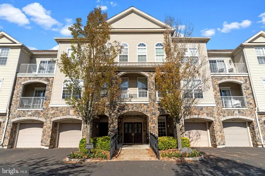 2307 Knox Ct #2307, WARWICK