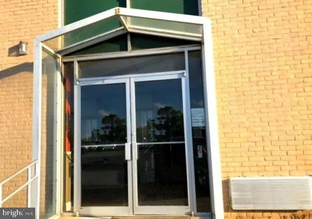 791 Aquahart Rd #101, Glen Burnie