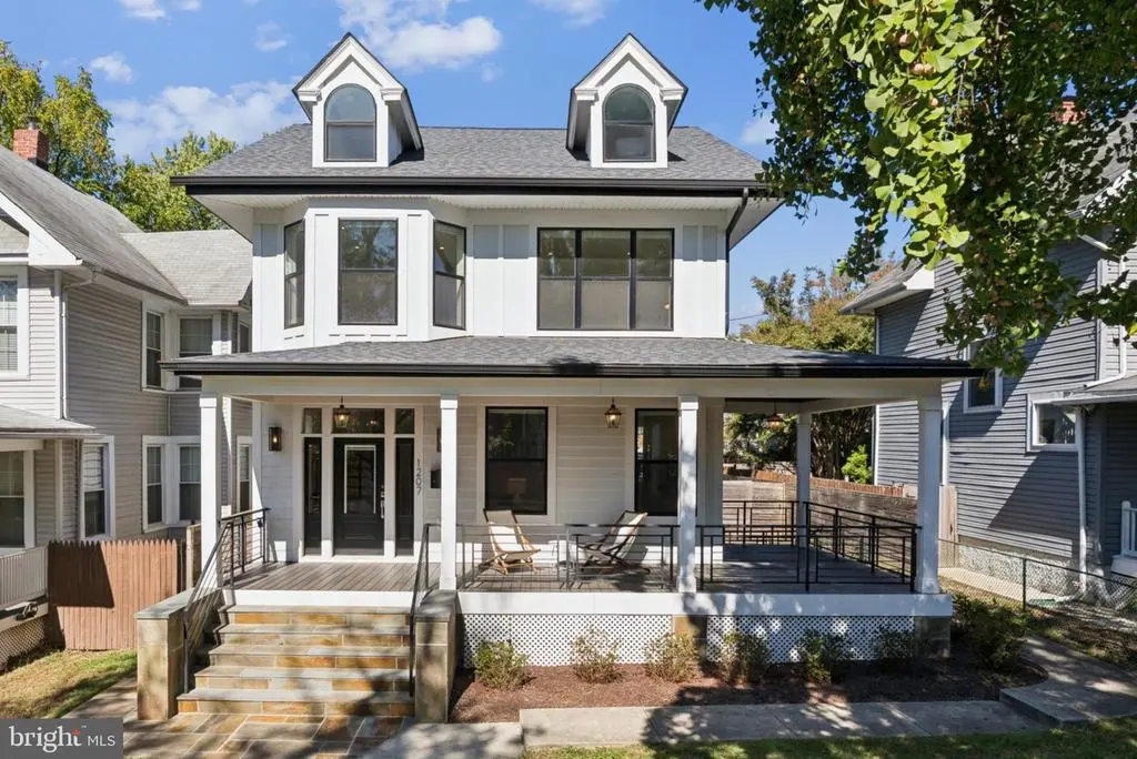 1207 Delafield Pl Nw, WASHINGTON