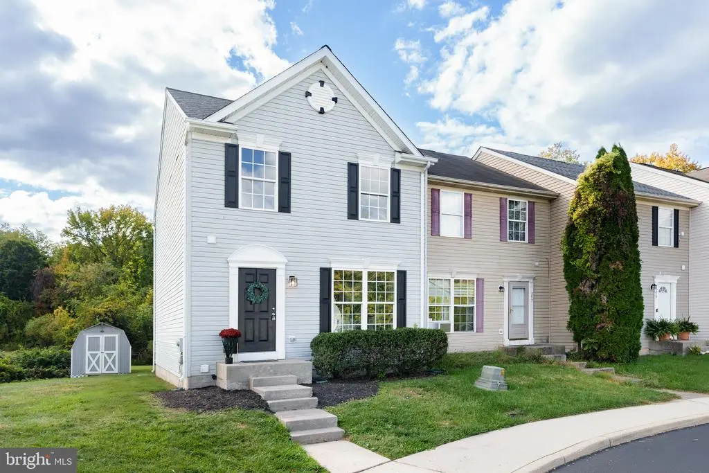 255 Douglas St, Elkton