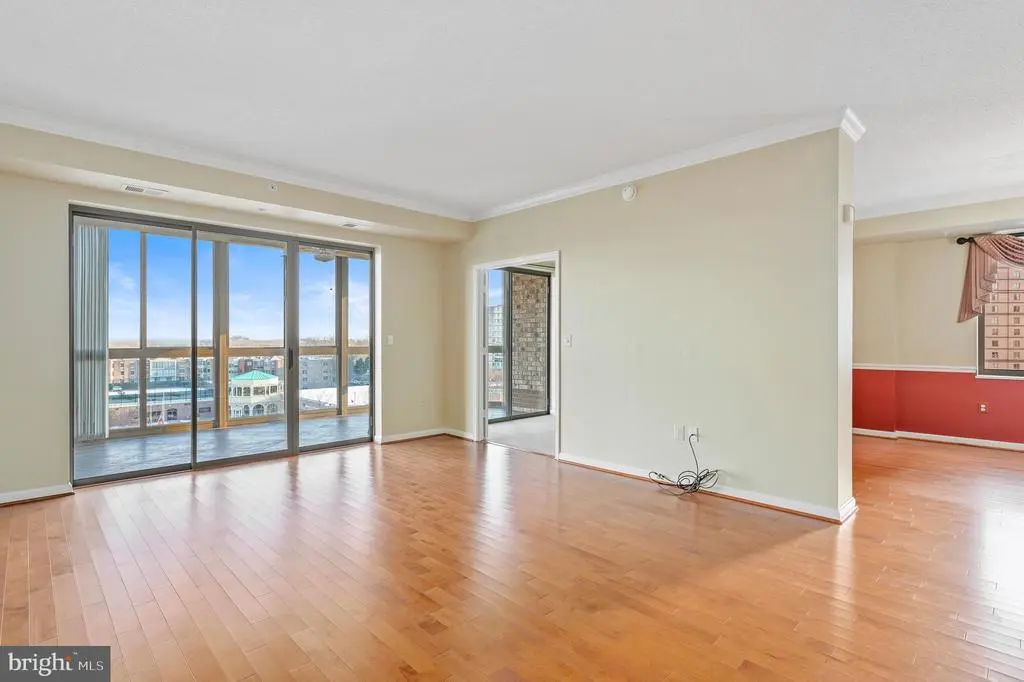 19355 Cypress Ridge Ter #406, LEESBURG