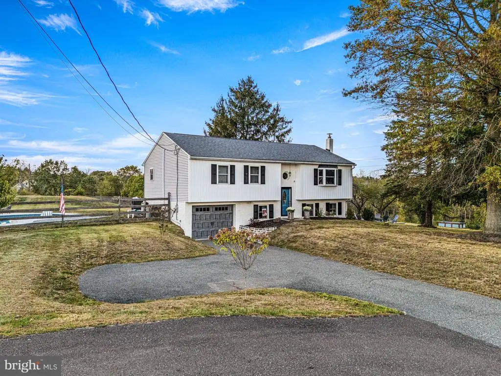 141 Specht Rd, POTTSTOWN