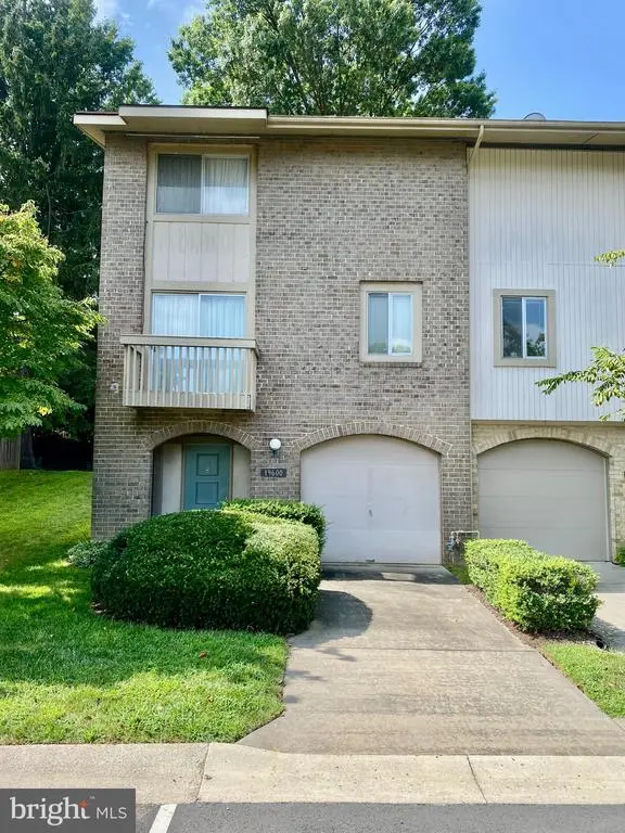 19600 Brassie Pl #12a, Gaithersburg