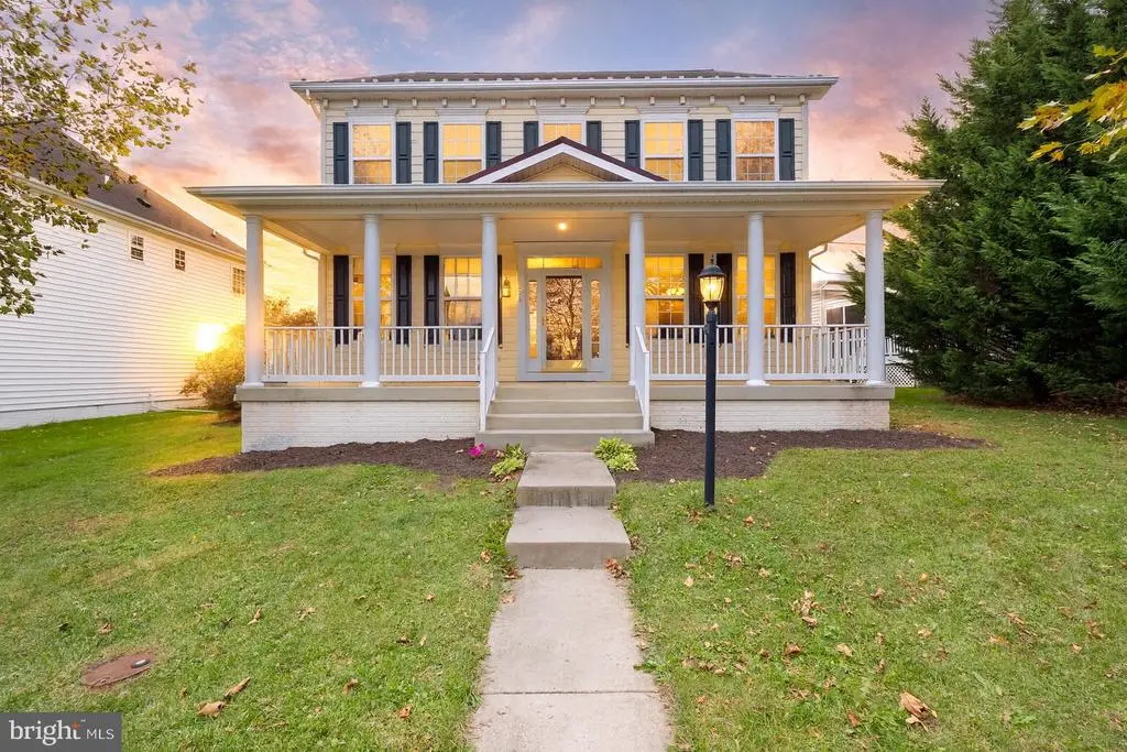 308 E Wainscot Dr, New Market