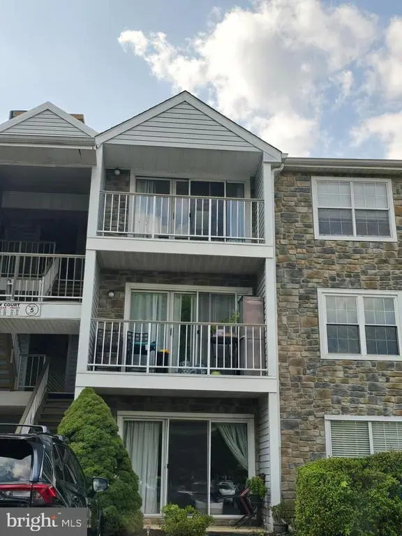 28 Holly Ct, HAMILTON